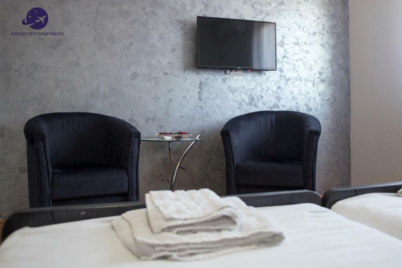 Airport Rest Apartments Belgrado Exterior foto